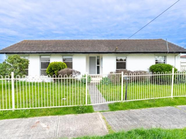 House for rent in Meadow Heights, Melbourne