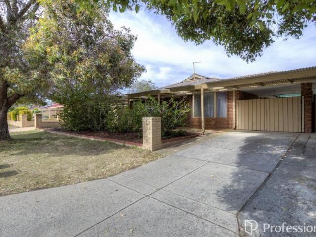House for sale in Middle Swan, City of Swan