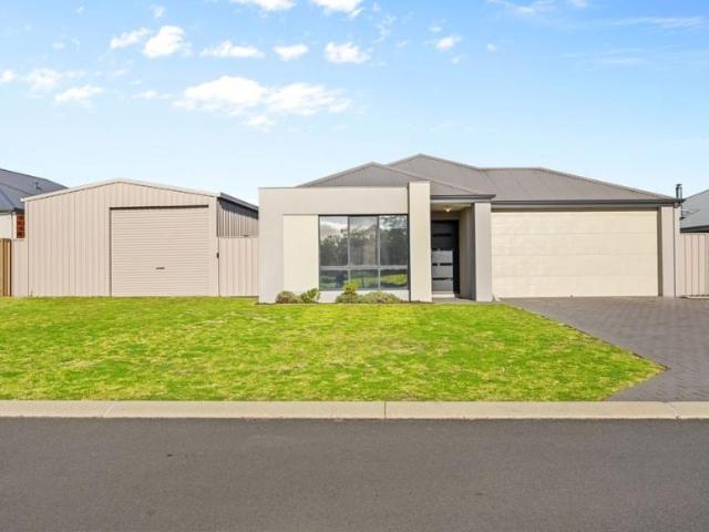 House for sale in Millbridge, Western Australia