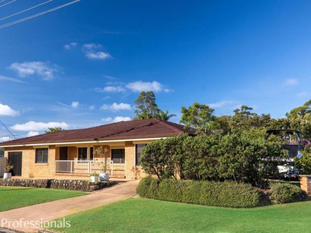 House for sale in Mollymook Beach, Shoalhaven City Council