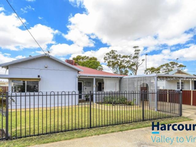 House for sale in Moora, Shire Of Moora