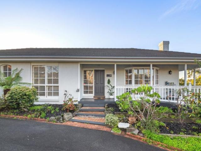 House for sale in Mount Eliza, Melbourne