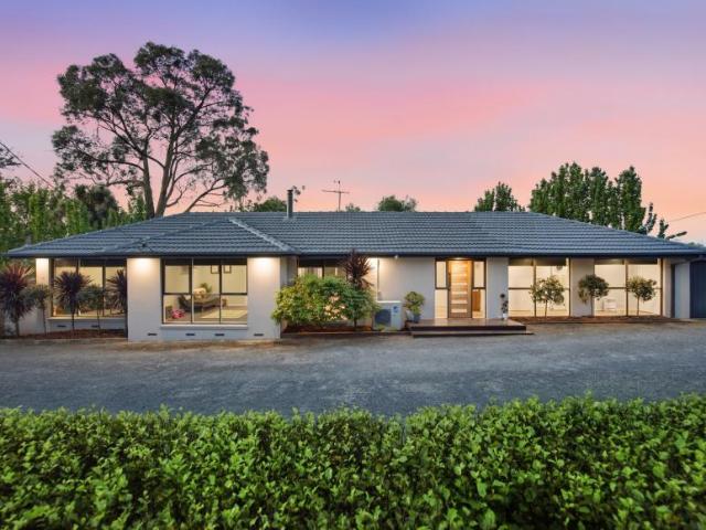 House for sale in Mount Evelyn, Melbourne