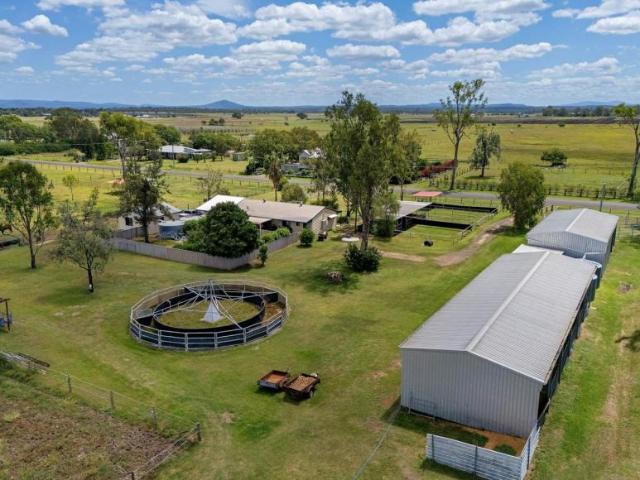 House for sale in Mount Tarampa, Somerset Regional