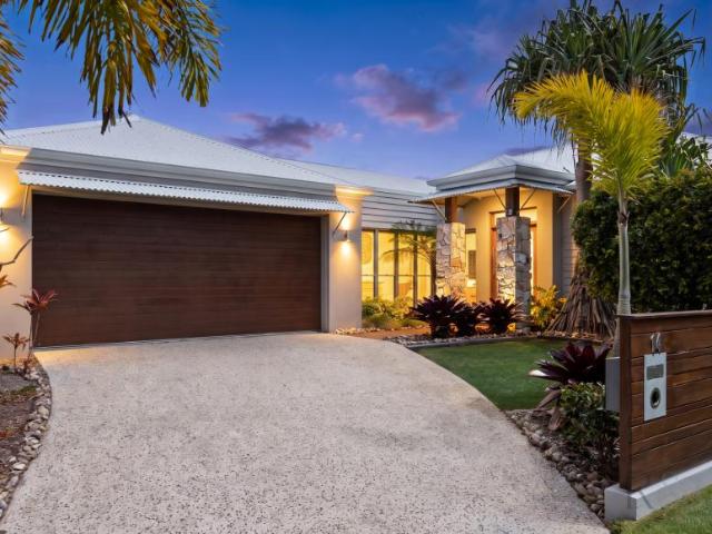 House for sale in Mountain Creek, Sunshine Coast Regional