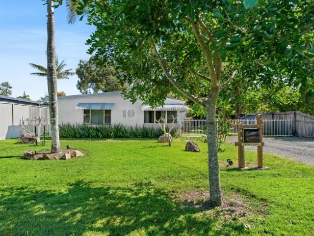 House for sale in Surfrider Estate, Sunshine Coast Regional