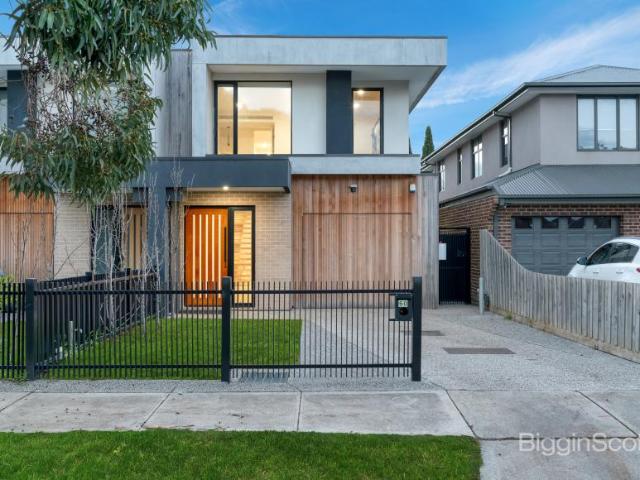 House for sale in Niddrie, Melbourne