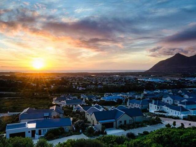 House for sale in Noordhoek, Western Cape