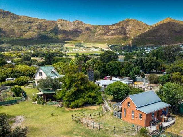 House for sale in Noordhoek, Western Cape