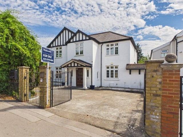 House for sale in Cat Hill, England