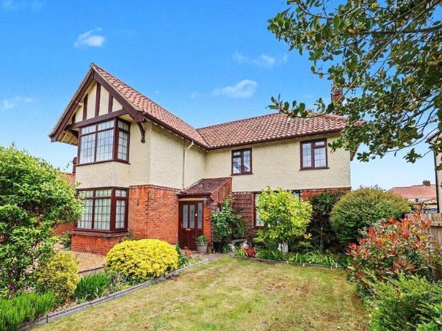 House for sale in Hellesdon, Norwich