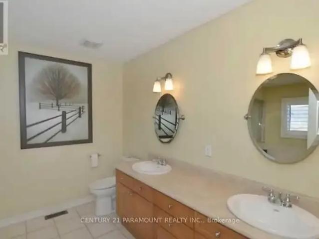 House for rent in Oakville, Ontario