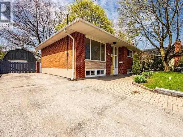 House for rent in Oakville, Ontario