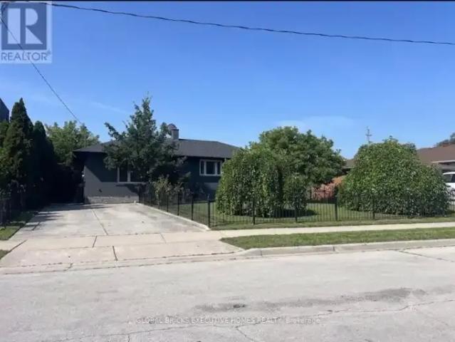 House for rent in Oakville, Ontario