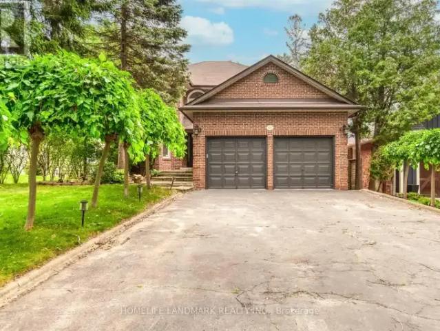House for rent in Oakville, Ontario