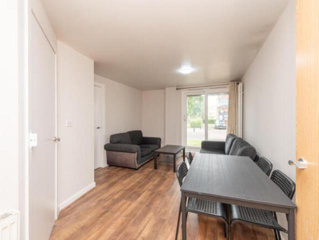 Property for sale in Pilton, Scotland