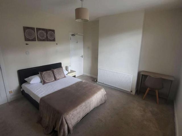House for rent in Boothtown, Halifax