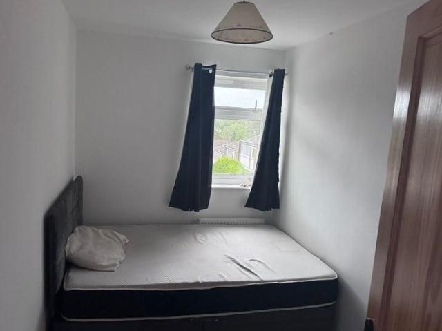 House for rent in Pachesham Park, Surrey