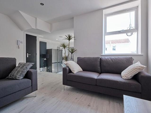 Apartment for rent in Brynmill, Swansea