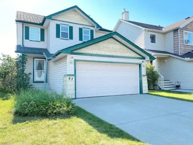 House for rent in Okotoks, Alberta