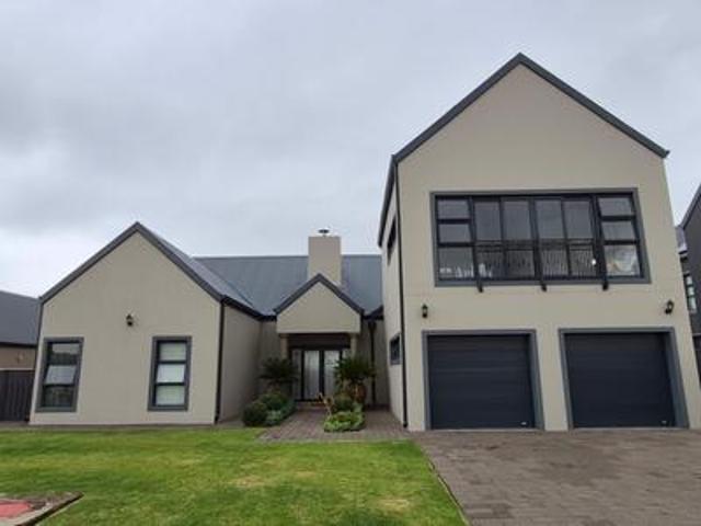 House for sale in Sasolburg, Metsimaholo Local Municipality