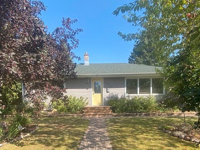 House for sale in Lacombe, Alberta