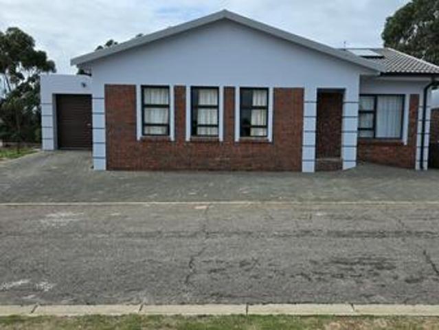 House for sale in Groot Brak Rivier, Western Cape