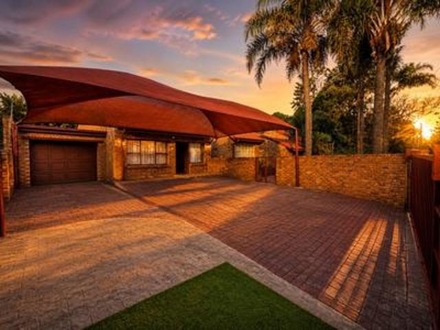 House for sale in Waterkloof, Gauteng