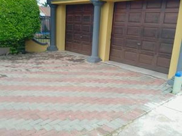 House for sale in Akasia, Gauteng