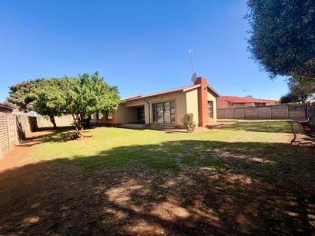 House for sale in Vanderbijlpark, Emfuleni Local Municipality