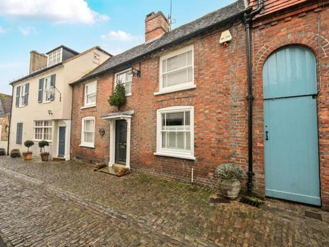 House for sale in Littlecote, West Sussex