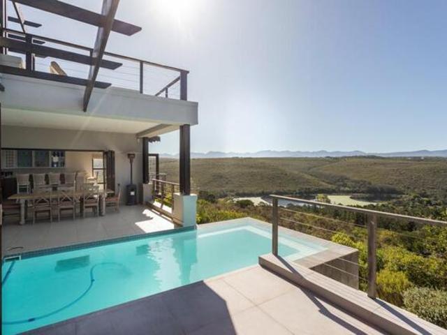 House for sale in Groot Brak Rivier, Western Cape