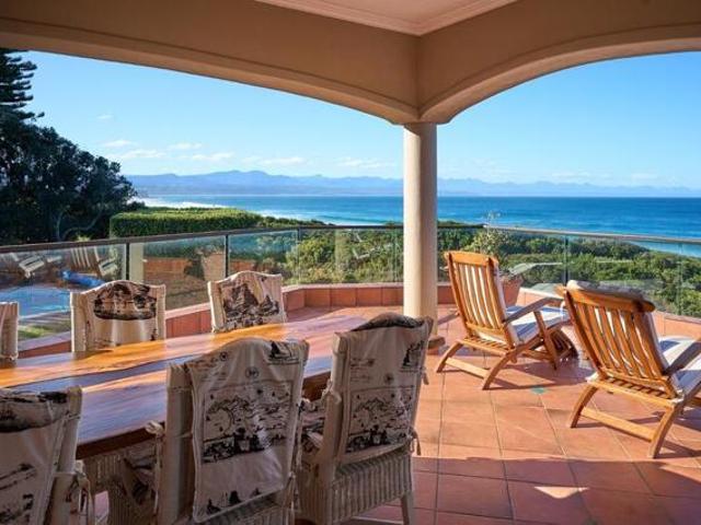 House for sale in Beacon Island Estate, Garden Route District Municipality