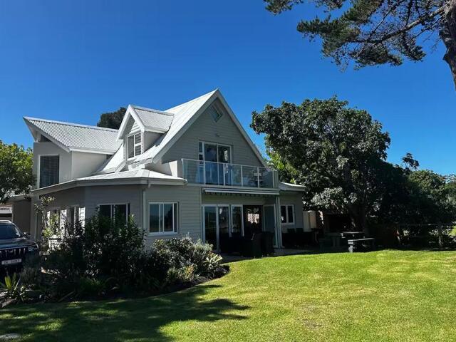 House for sale in Groot Brak Rivier, Western Cape