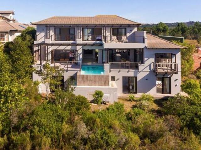 House for sale in Groot Brak Rivier, Western Cape