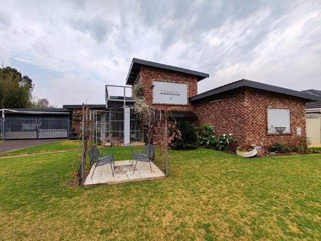 House for sale in Potchefstroom, Tlokwe Local Municipality