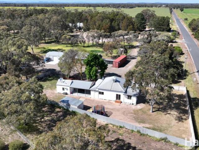House for sale in Quantong, Rural City of Horsham
