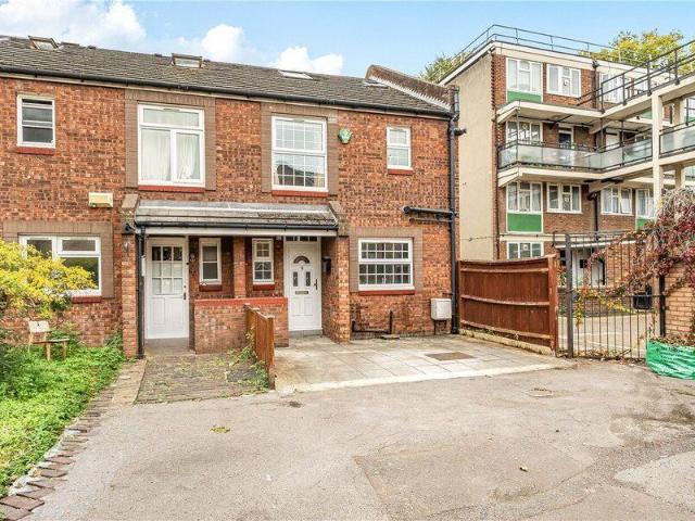 House for sale in Cat Hill, England