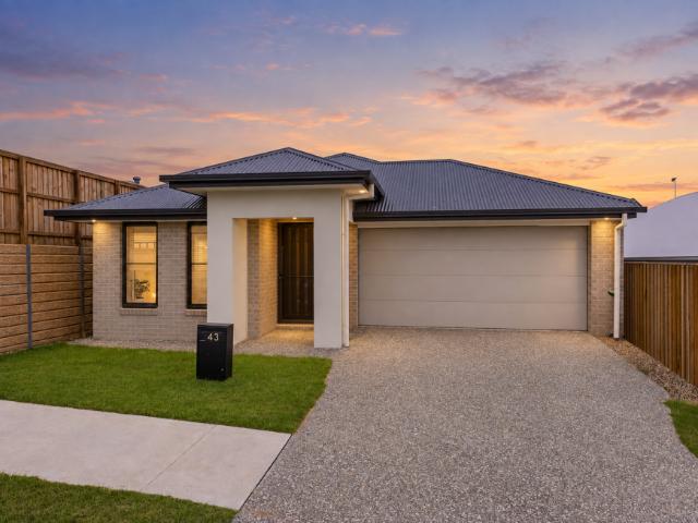 House for sale in Redbank Plains, Greater Brisbane