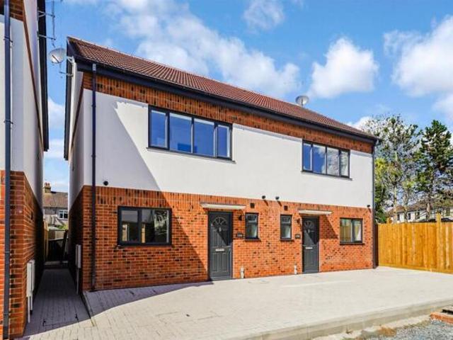 House for sale in Romford, Havering