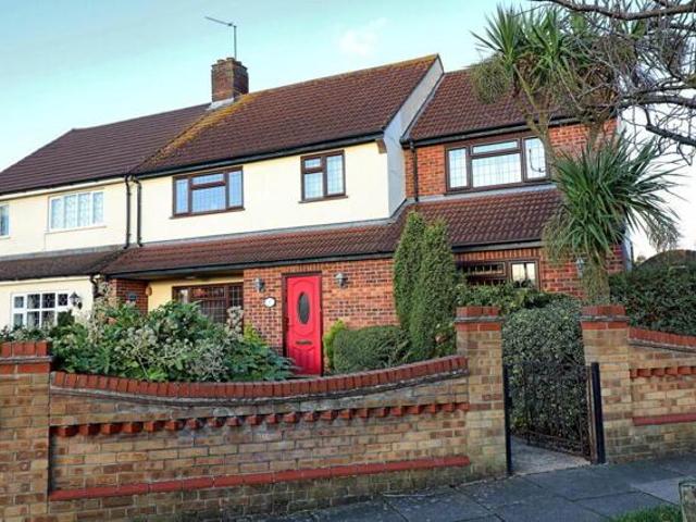 House for sale in Romford, Havering