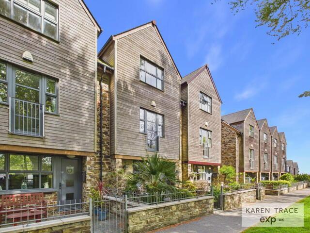 House for sale in St. Austell Bay, Cornwall