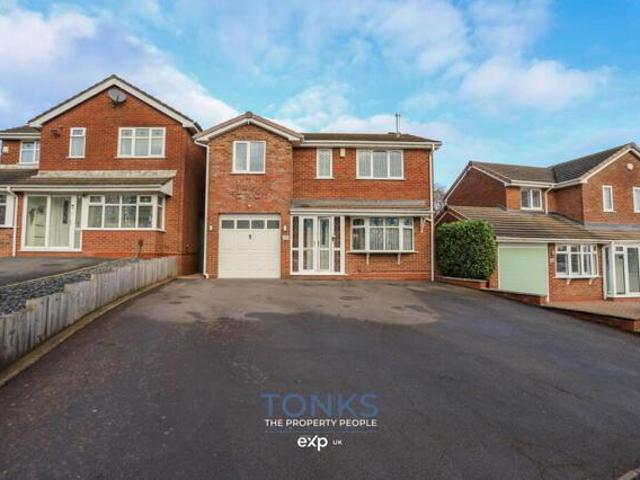 House for sale in Rounds Green, Tividale