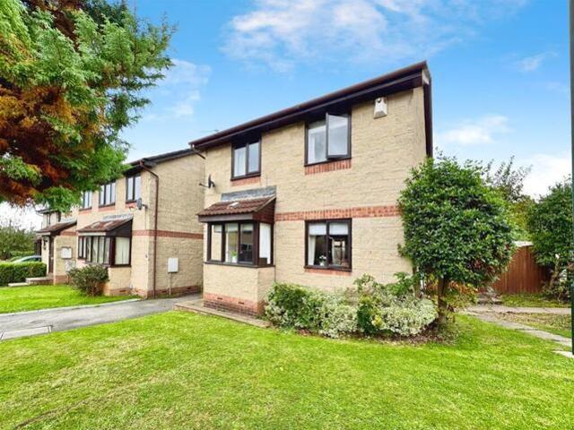 House for sale in Bromsberrow Heath, Gloucestershire