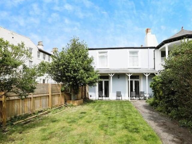 House for sale in Sefton, Waterloo