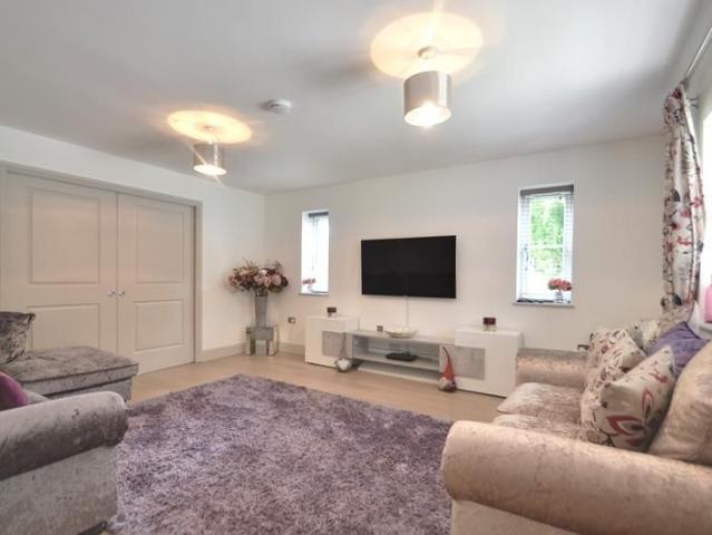 House for rent in Uxbridge, Ickenham