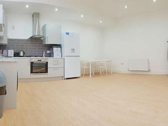 Room for rent in Levenshulme, Manchester