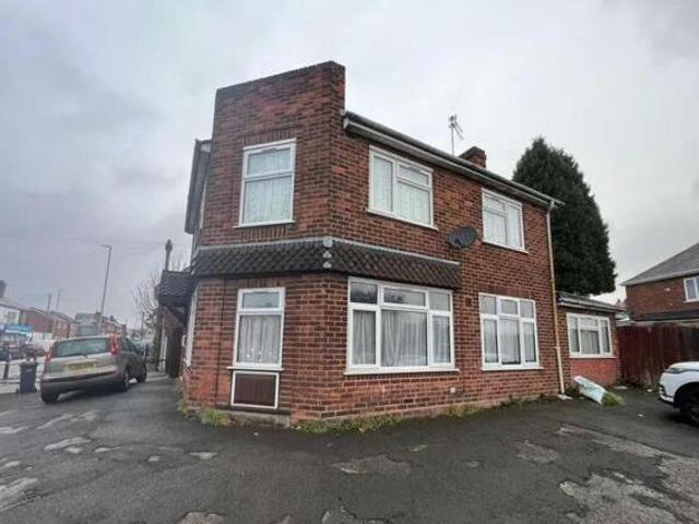 House for rent in Brierley Hill, West Midlands