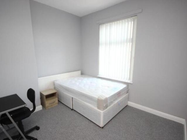 Room for rent in Strawberry Hill, Greater London
