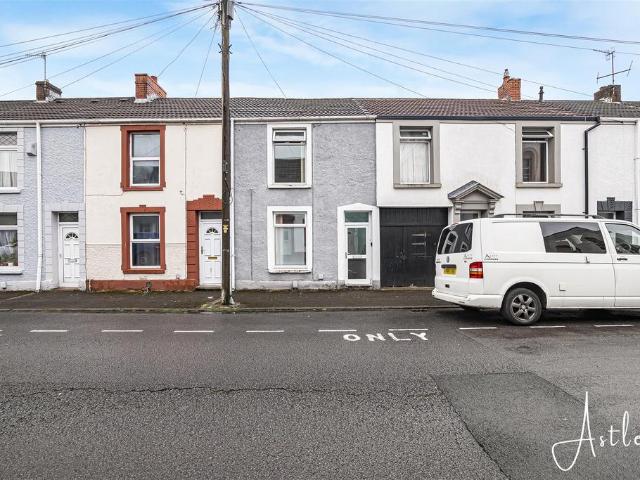 Room for sale in Mount Pleasant, Swansea